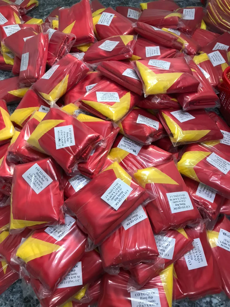 Xưởng may cờ Hà Nội chuyên bán cờ tổ quốc giá rẻ