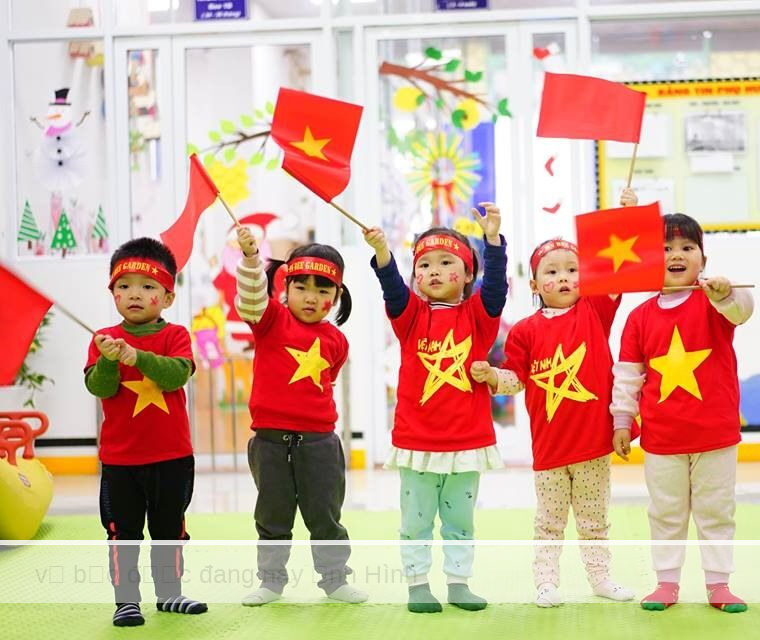 Áo cờ đỏ sao vàng Hà Nội 3 Áo cờ đỏ sao vàng