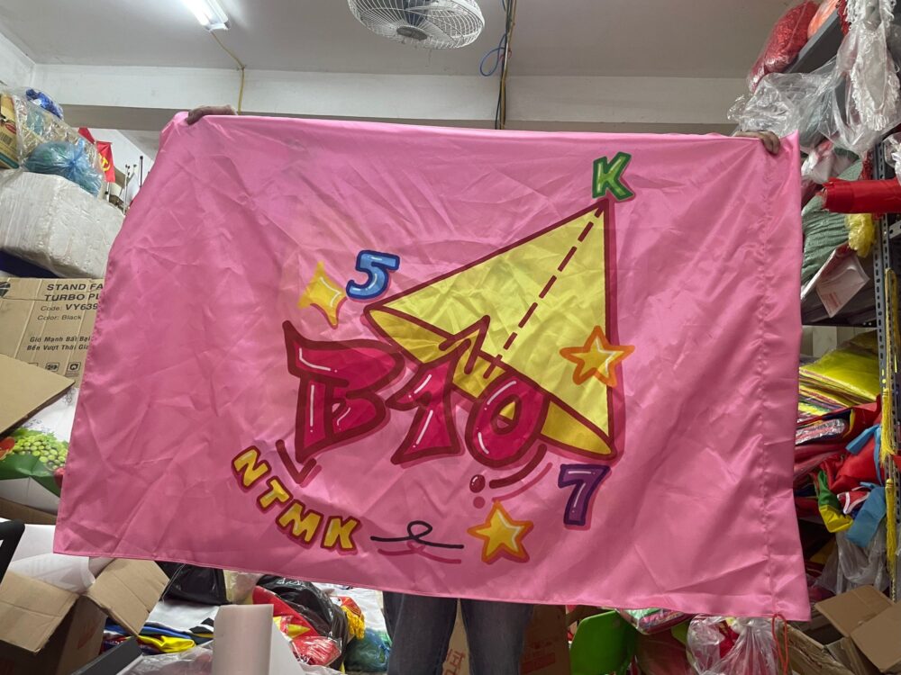 Cờ lớp in theo yêu cầu 6 cờ lớp