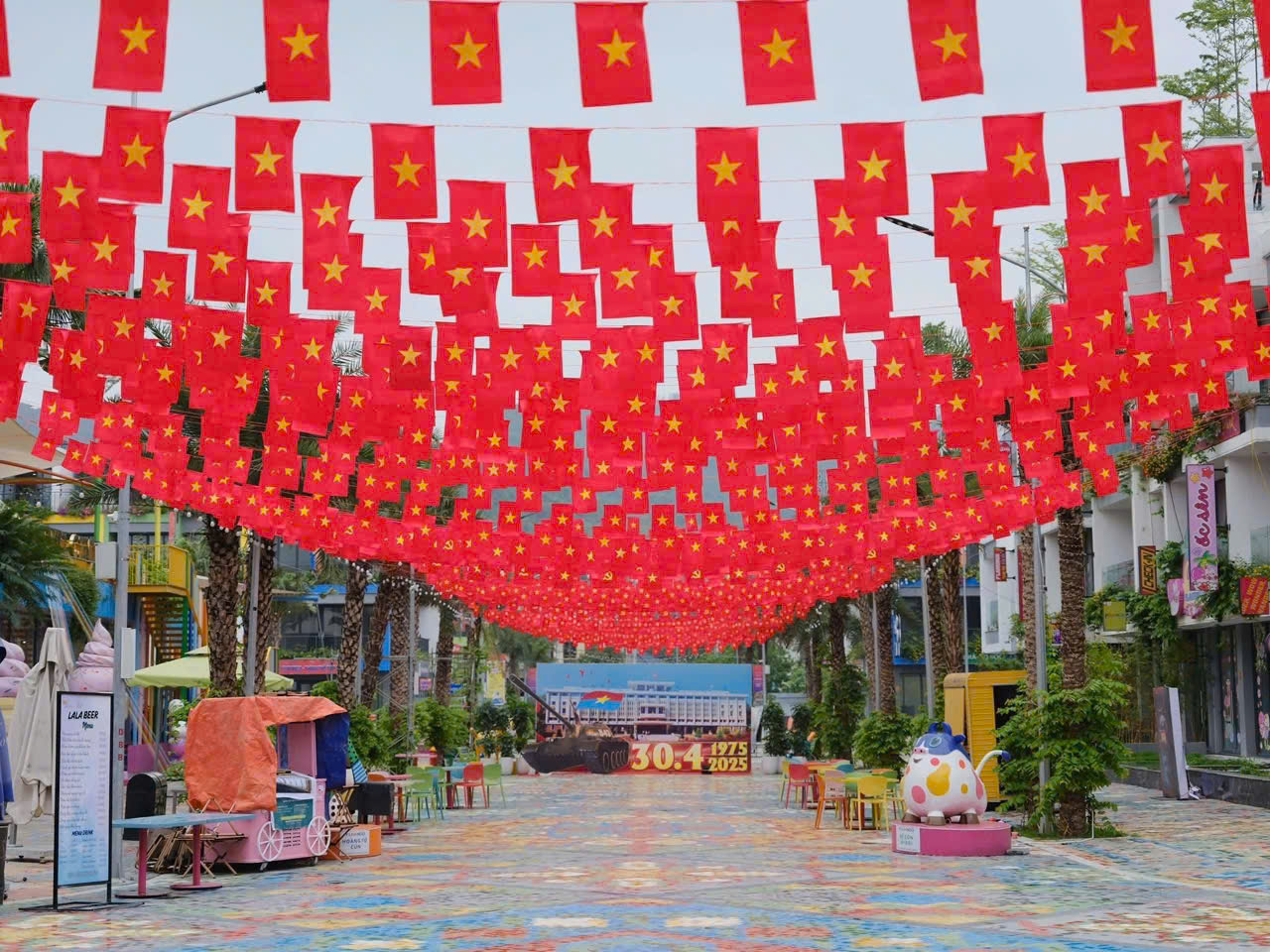 Kho Xưởng Bán Buôn Cờ Dây Sao Đảng 3 Cờ dây sao đảng