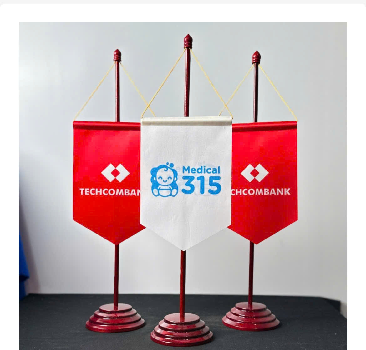 Cờ để bàn kích thước theo yêu cầu