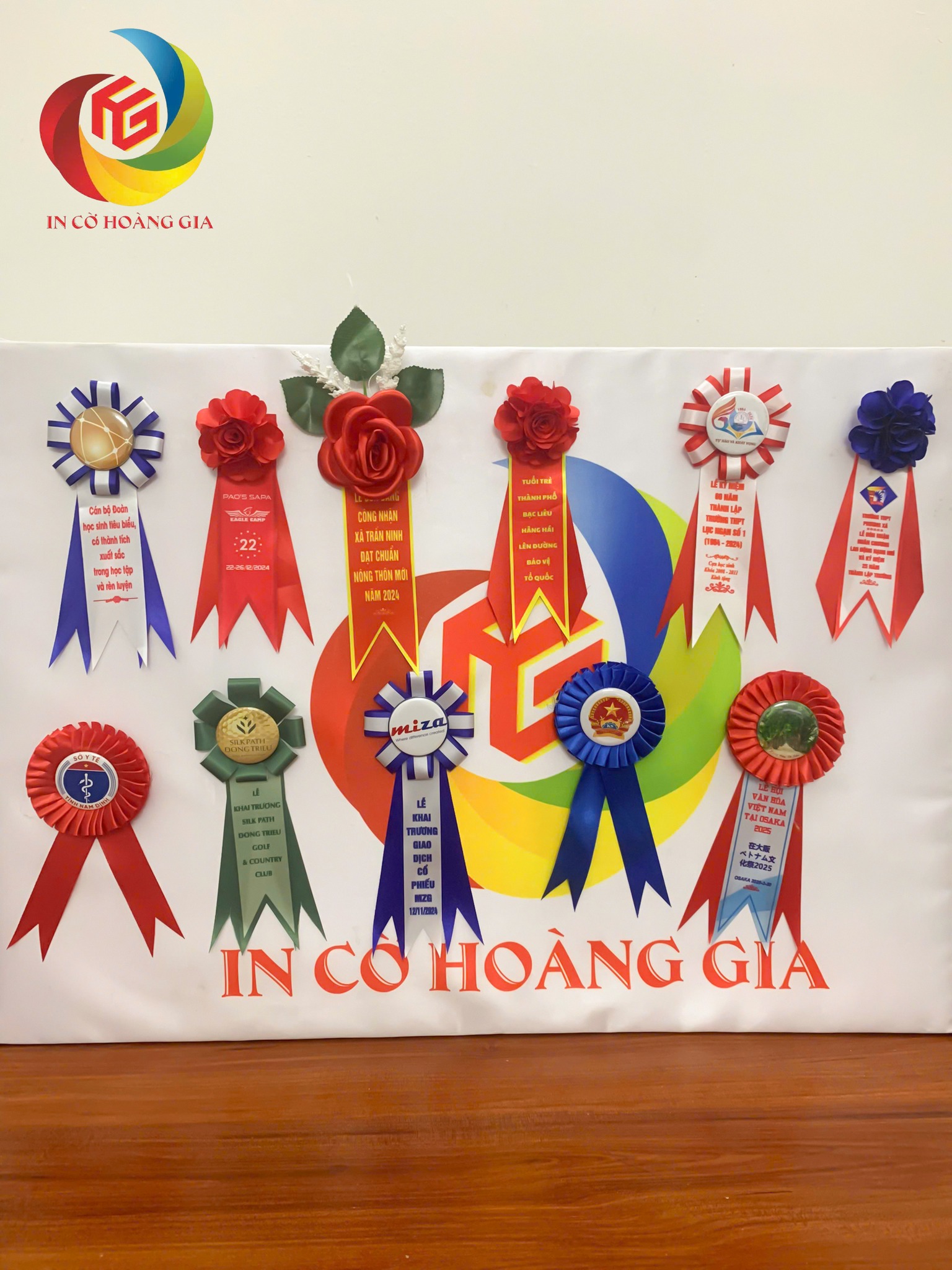 Hoa cài áo 